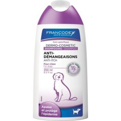 Shampooing...